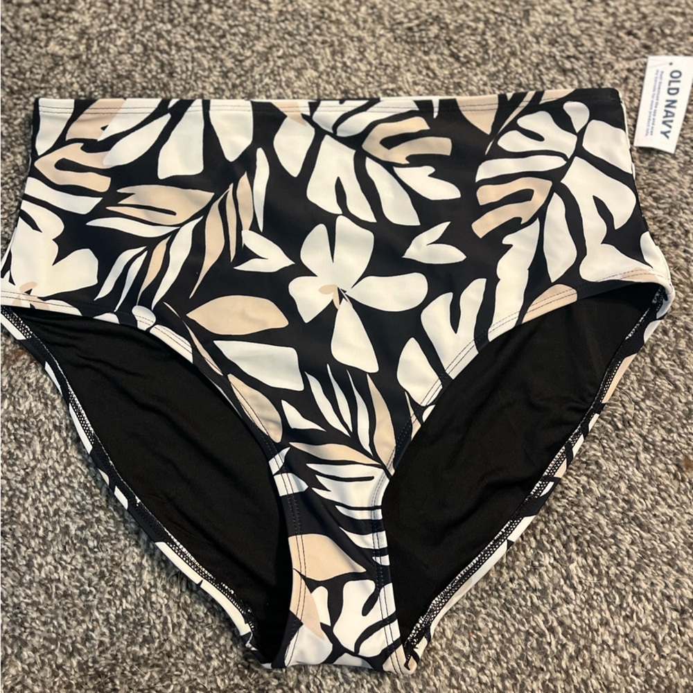 Old Navy Black and Cream Patterned Swim Bottom